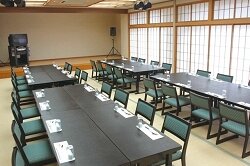 宴会場テーブル席.jpg